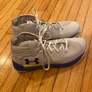 Men’s Curry 3 Under Armour Basketball Shoes size 8.5